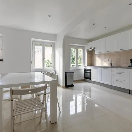 Apartment Hyper Centre - 120m2- F5