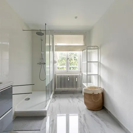 Hyper Centre - 120m2- F5 Apartment *